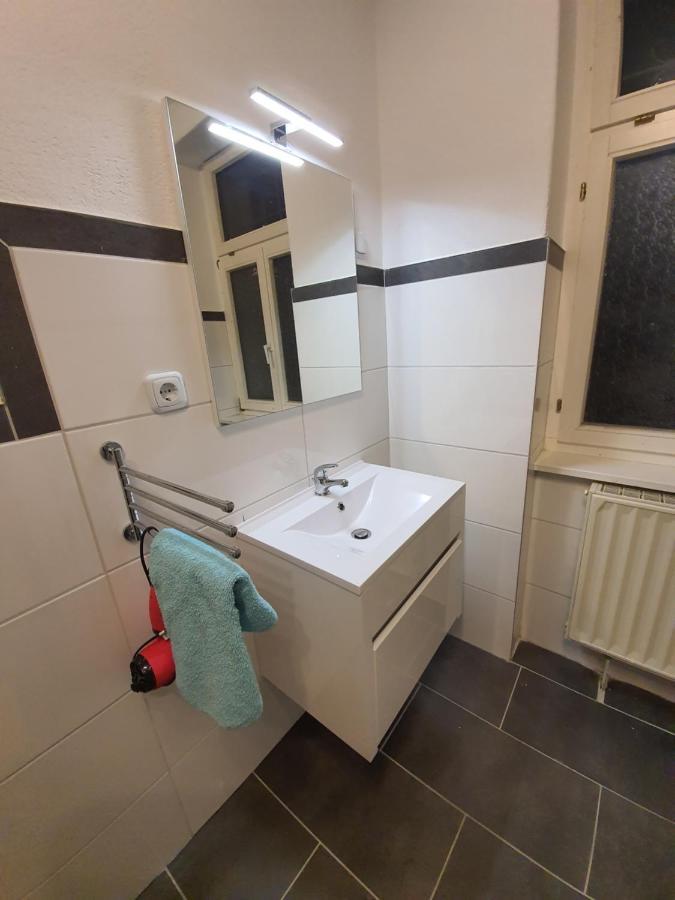 Zentrale 2 Zimmer Eg Wohnung Mit Balkon لبسيا المظهر الخارجي الصورة